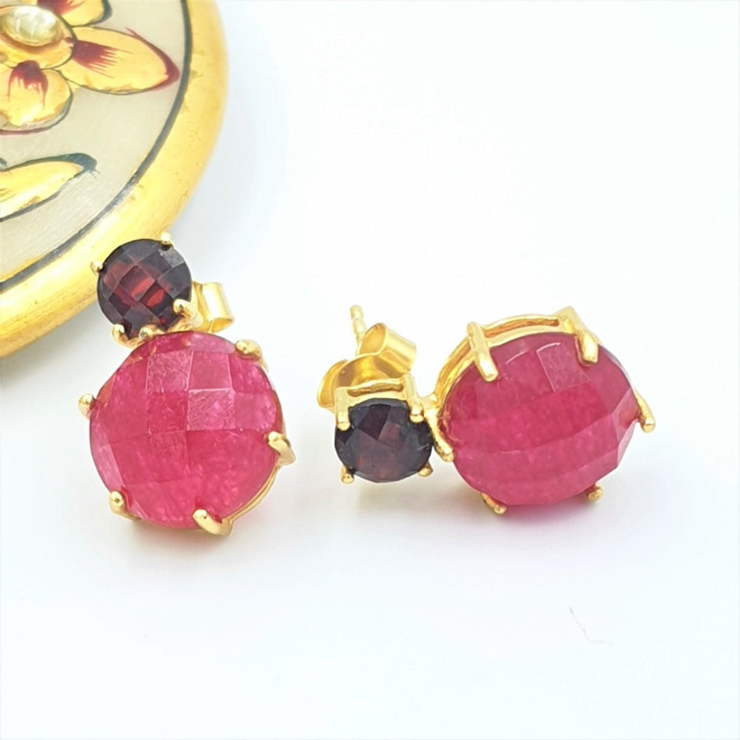 Side view of red aventurine and garnet earrings in gold-plated 92.5 sterling silver, highlighting their layered, elegant form.