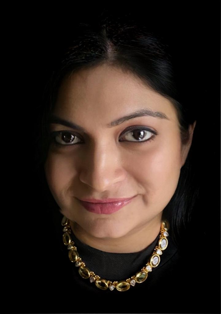 Lemon topaz and cubic zirconia necklace in gold-plated 92.5 sterling silver worn by a woman, showing its radiant, sophisticated look when styled.